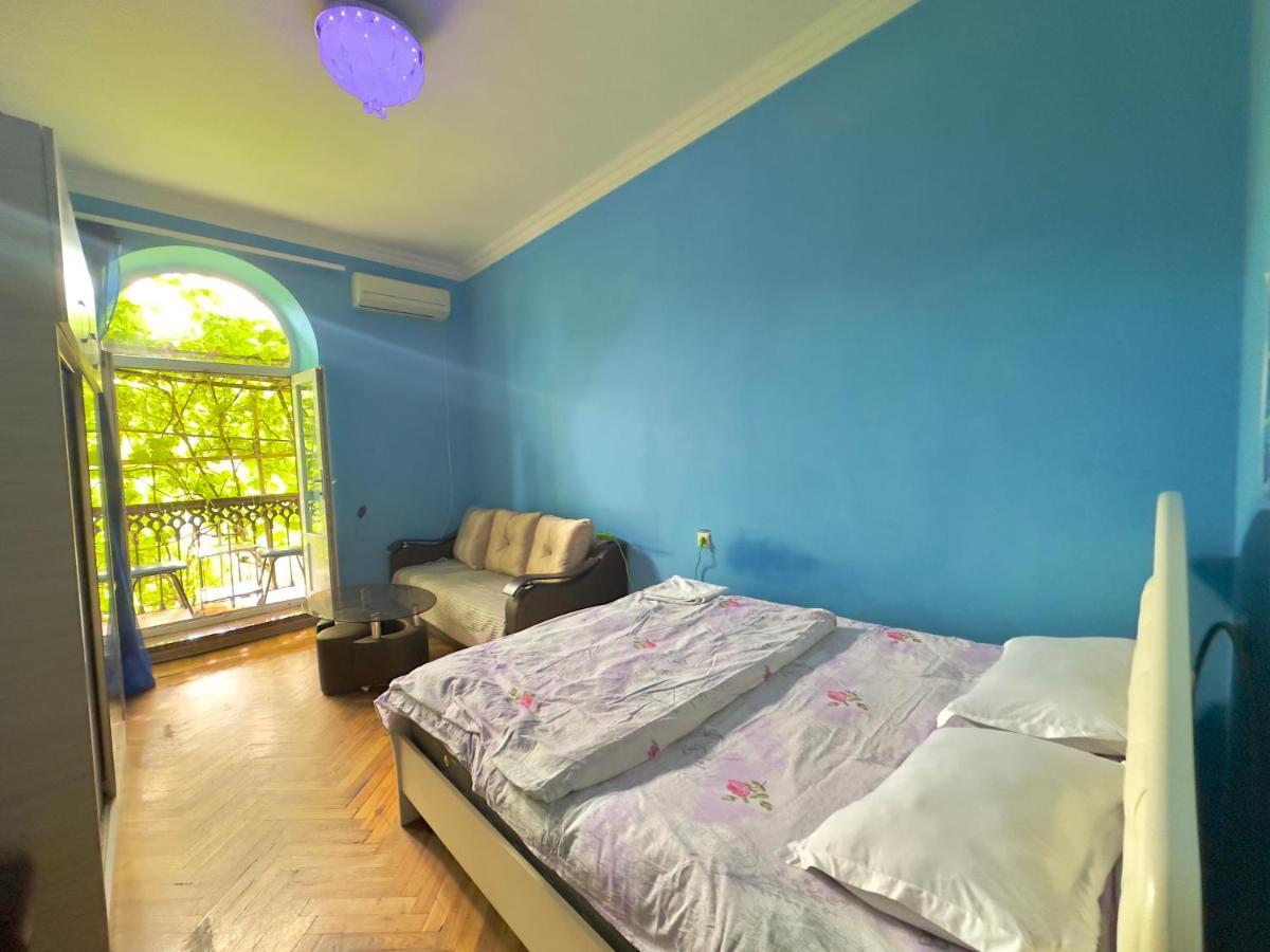 Karson Family Hostel & Guest House 예레반 외부 사진